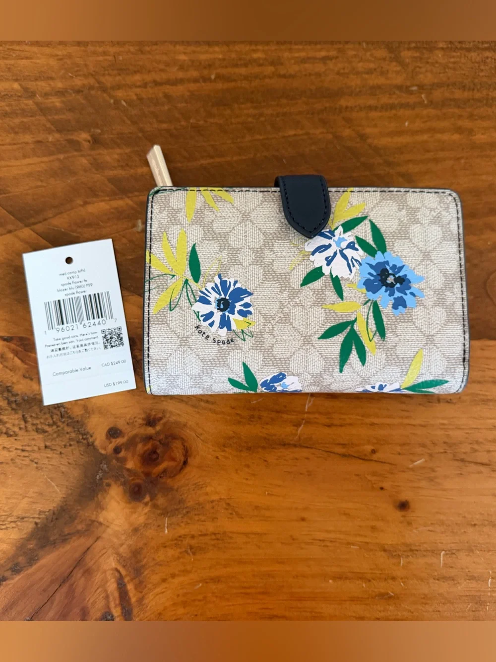 Kate Spade Flower Floral Medium Bifold Wallet
